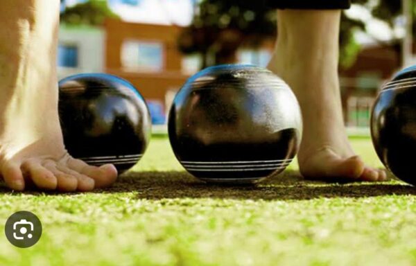 Barefoot Bowls Hostess